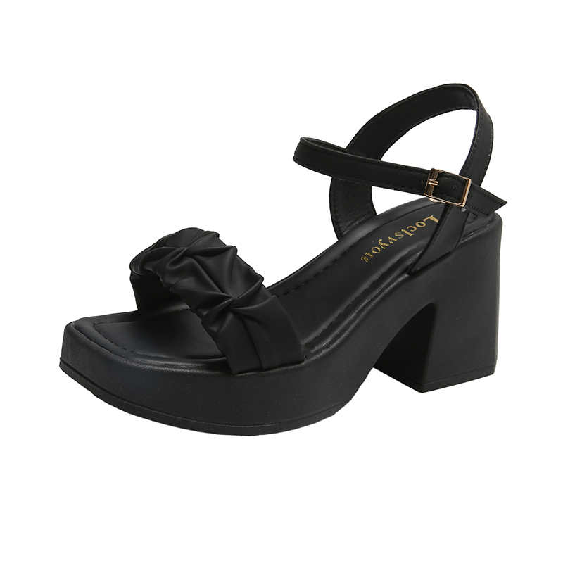 Camp Without Heel Woman Sandal - مراجعة Sewing New وسعره