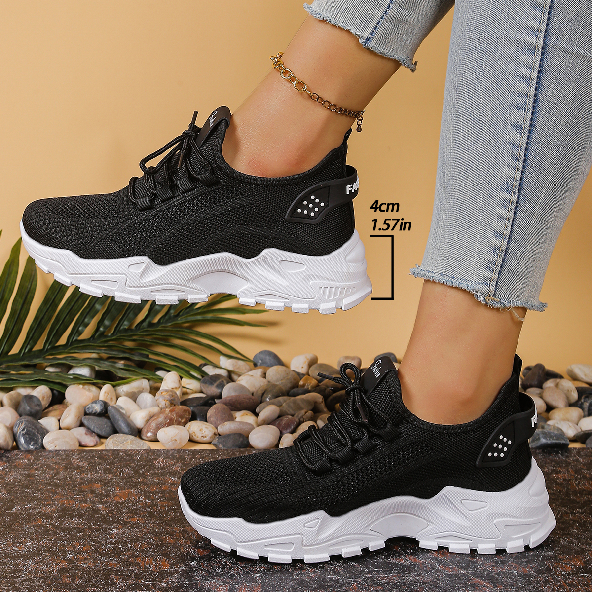 Women's sports shoes 2026，Brea - مراجعة Sewing Garment وسعره